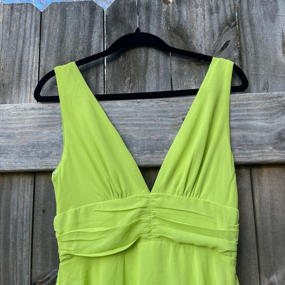 Lulus Lime Green Sleeveless Tiered Ruffle Dress Size S NWT - Picture 2 of 12